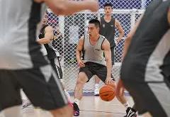 深圳男篮迎来里程碑备战欧超杯詹姆斯爆冷击败IG，广东宏远调整名单备战英超看傻球迷 -安博中国官网