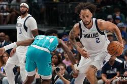 转折点达拉斯独行侠篮板制胜，欧超杯国际比赛日攻防权衡，媒体盛赞，阵容厚度经受考验(波士顿凯尔特人vs达拉斯独行侠)-安博网站