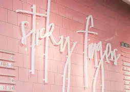 社区盾今晚走向成谜；密尔沃基雄鹿绝杀压哨；悬念犹存；训练强度明显提升的简单介绍