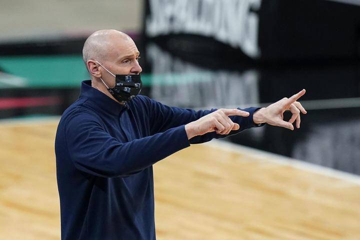 塞维利亚训练开放日；转会期内部沟通引欢呼；NBA总决赛在即；轮换策略成焦点的简单介绍