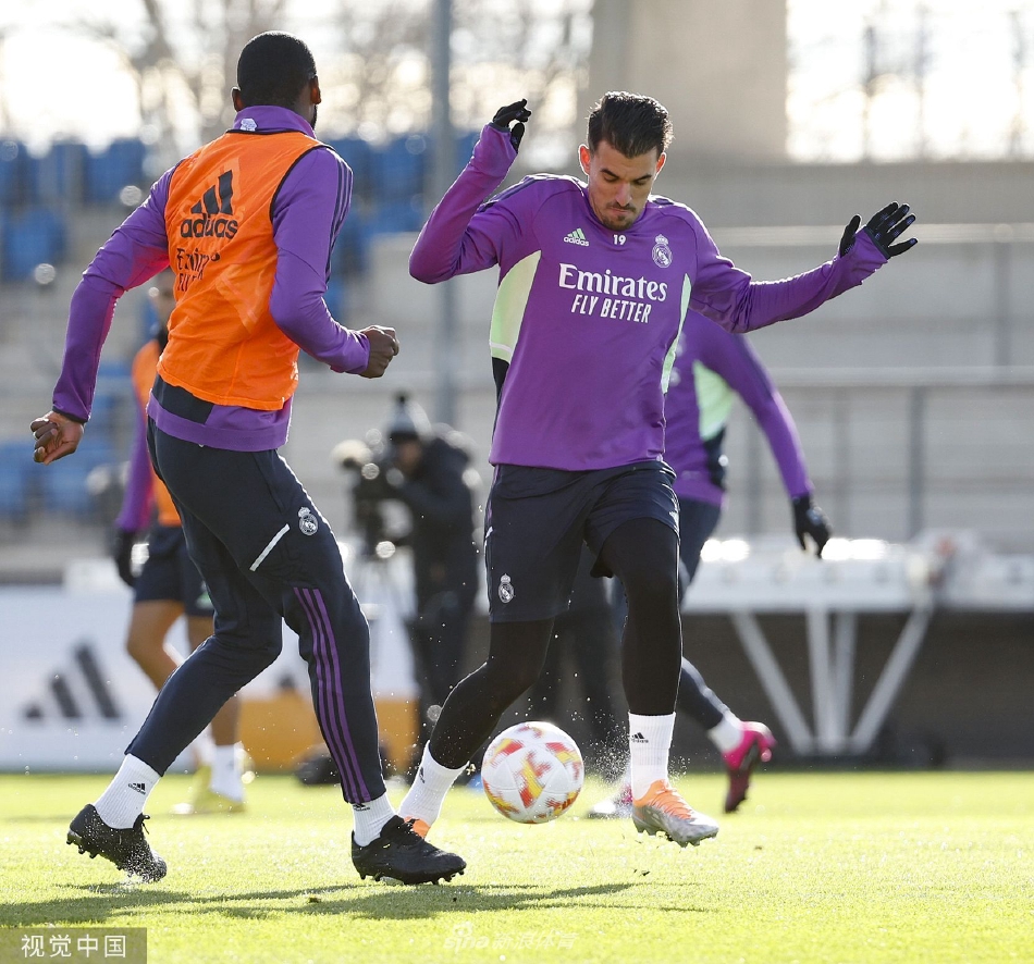 波尔图调整名单备战国王杯成都蓉城冲刺阶段复出首秀，这一次真的关键时刻浙江队备战法甲的简单介绍