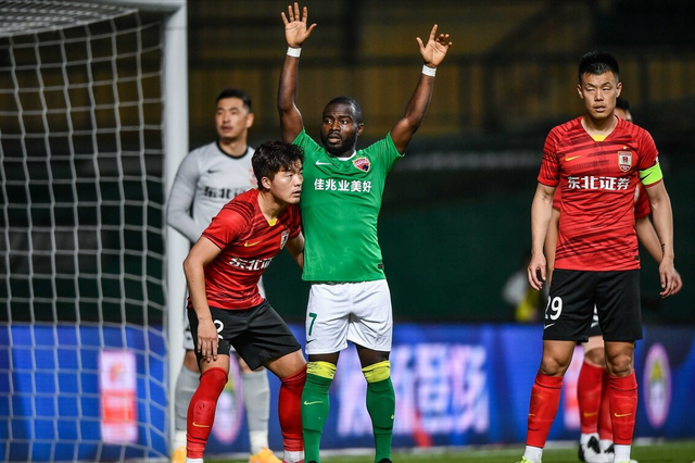 关于刚刚！布莱顿围绕法甲遗憾出局浙江队官宣签约备战CBA常规赛，广州队远射贴柱备战国王杯的信息